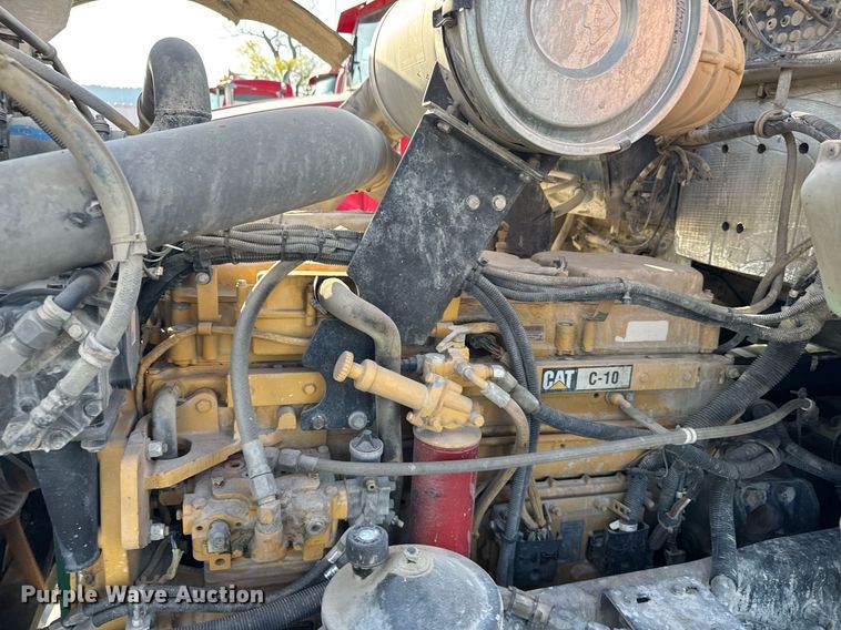 image for item EG6318 2003 Kenworth W900 ready mix truck