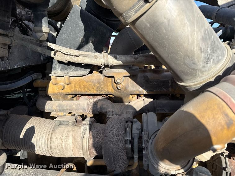 image for item EG6318 2003 Kenworth W900 ready mix truck