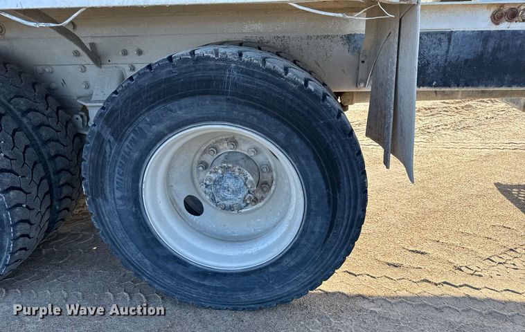 image for item EG6318 2003 Kenworth W900 ready mix truck