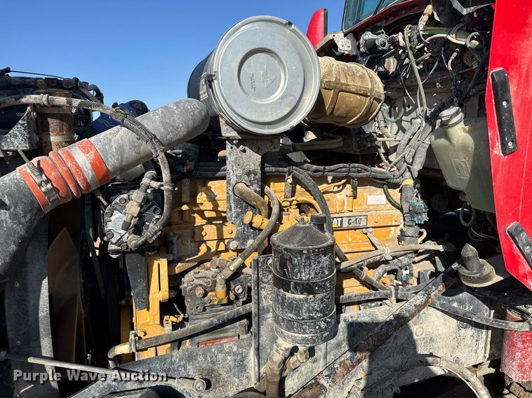 image for item EG6319 2001 Kenworth T800 ready mix truck