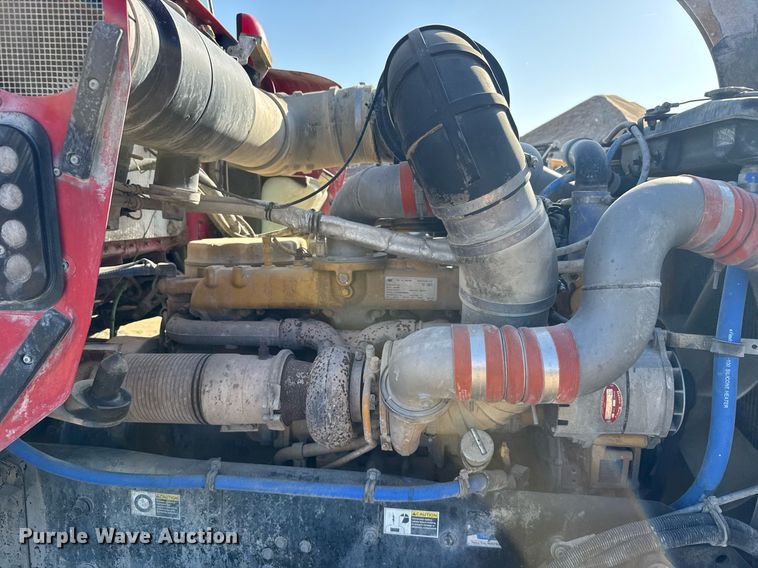 image for item EG6319 2001 Kenworth T800 ready mix truck