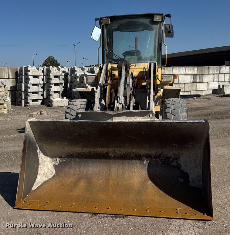 image for item EG6321 1996 Volvo L70C wheel loader