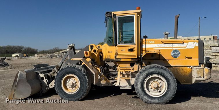image for item EG6321 1996 Volvo L70C wheel loader