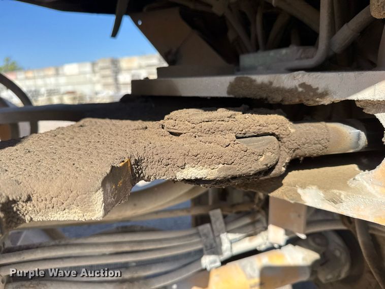 image for item EG6321 1996 Volvo L70C wheel loader