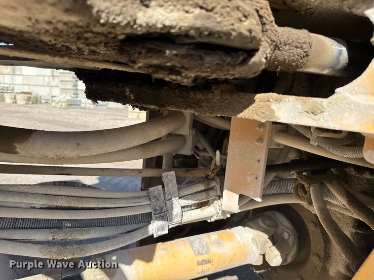 image for item EG6321 1996 Volvo L70C wheel loader