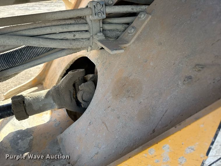 image for item EG6321 1996 Volvo L70C wheel loader