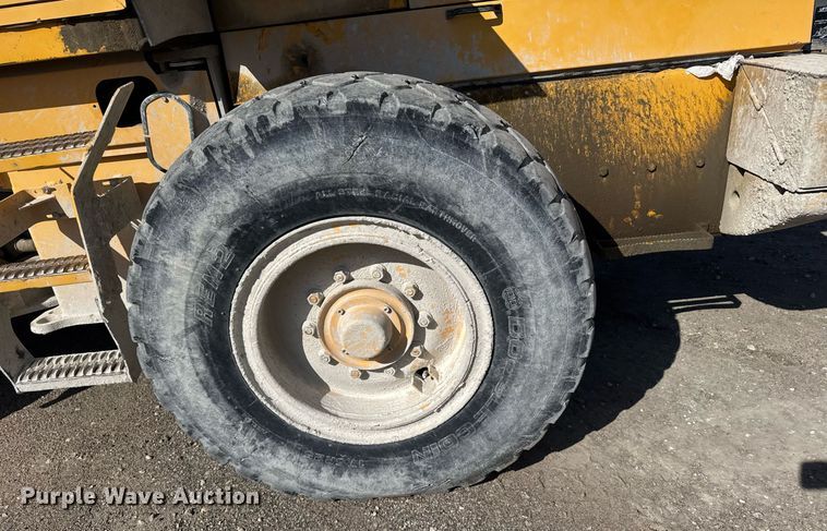 image for item EG6321 1996 Volvo L70C wheel loader