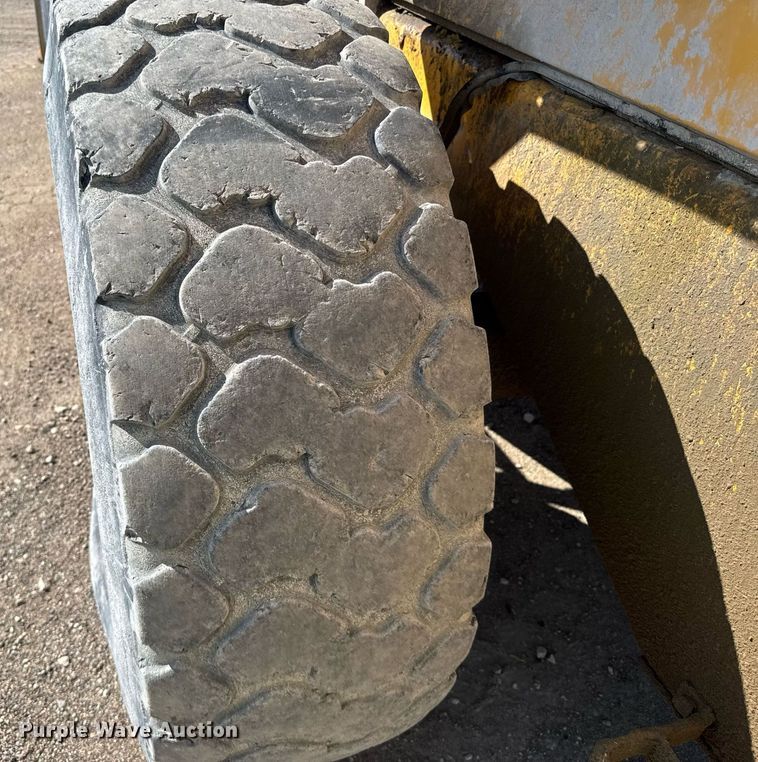 image for item EG6321 1996 Volvo L70C wheel loader