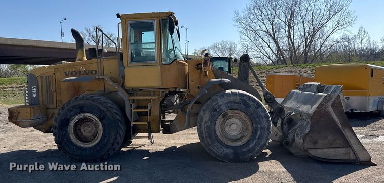 image for item EG6322 2006 Volvo L110E wheel loader