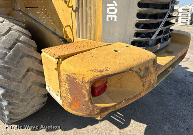 image for item EG6322 2006 Volvo L110E wheel loader