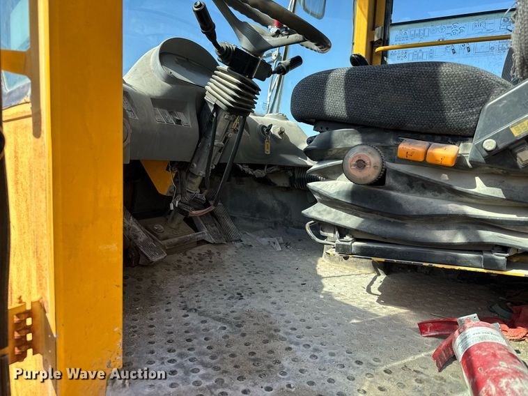 image for item EG6322 2006 Volvo L110E wheel loader