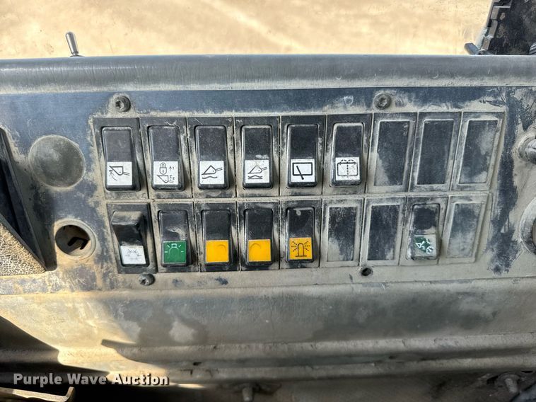 image for item EG6322 2006 Volvo L110E wheel loader