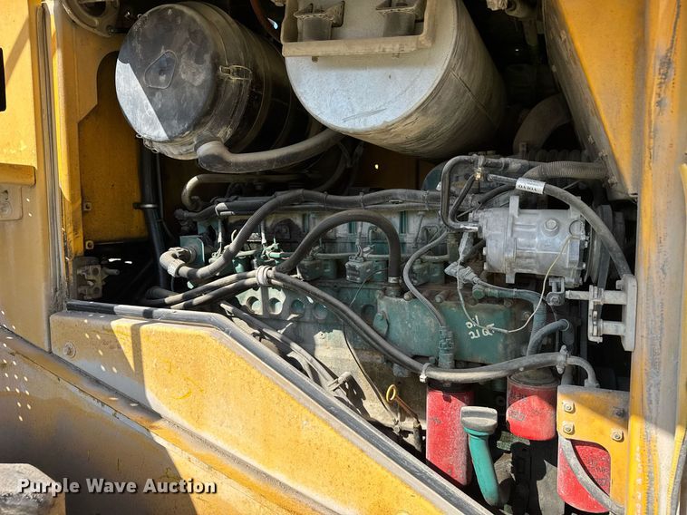 image for item EG6322 2006 Volvo L110E wheel loader