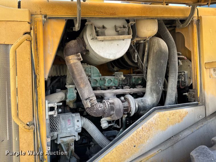 image for item EG6322 2006 Volvo L110E wheel loader