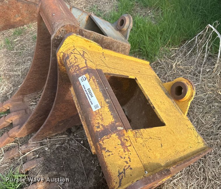 image for item EG6344 (2) CP backhoe buckets