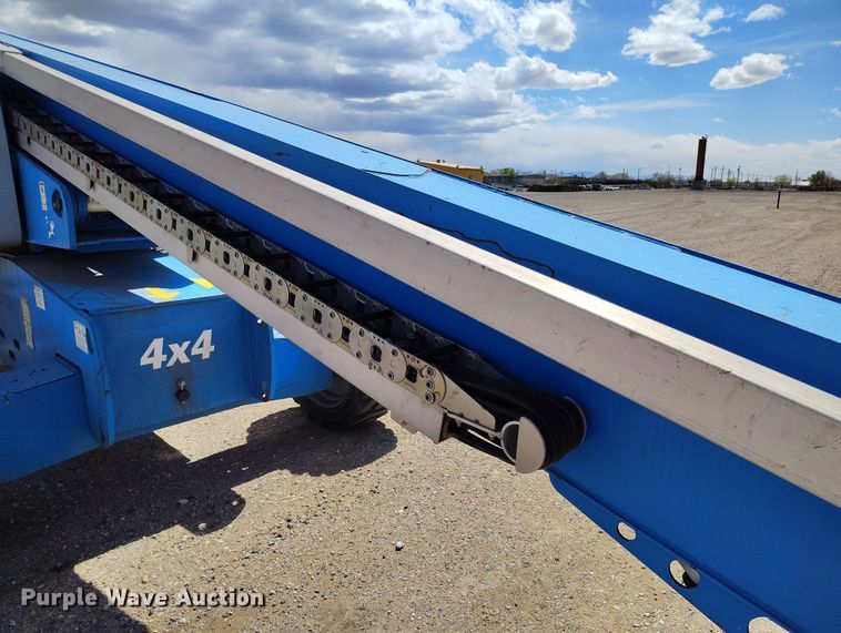 image for item EH0222 2007 Genie S-60  boom lift