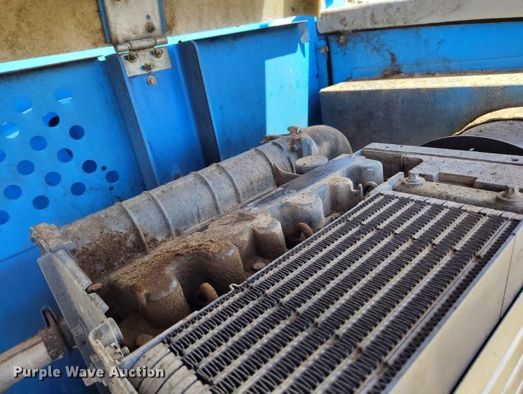 image for item EH0222 2007 Genie S-60  boom lift