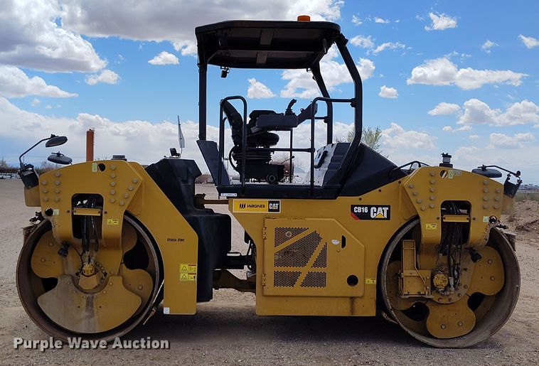 image for item EH0224 2021 Caterpillar CB16 double drum vibratory roller