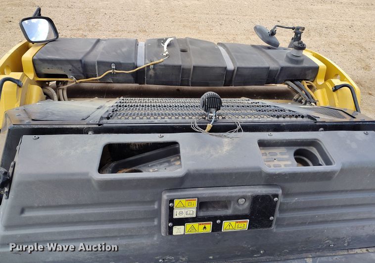 image for item EH0224 2021 Caterpillar CB16 double drum vibratory roller