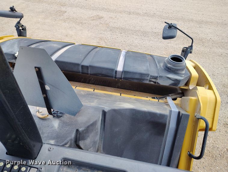 image for item EH0224 2021 Caterpillar CB16 double drum vibratory roller