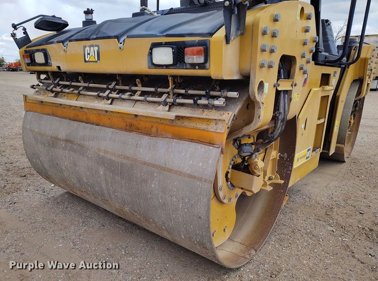 image for item EH0224 2021 Caterpillar CB16 double drum vibratory roller