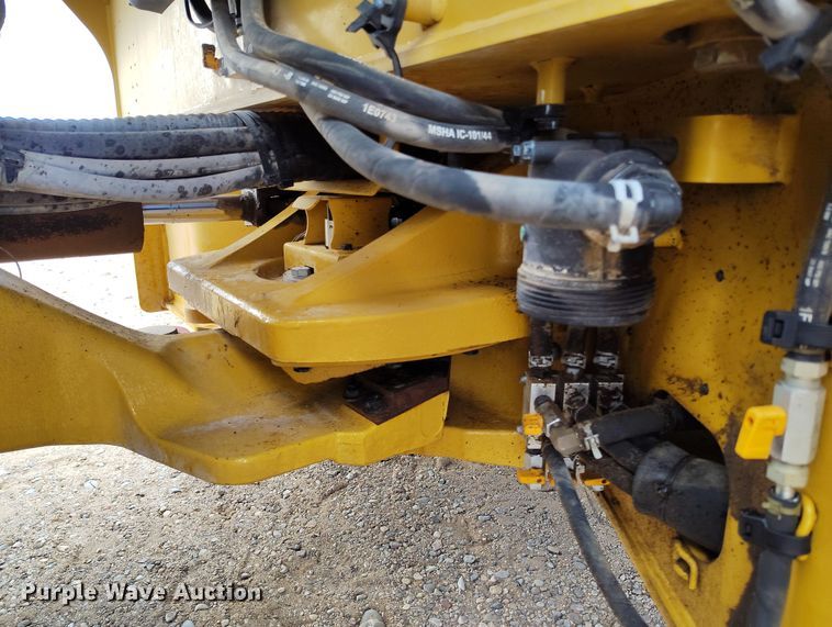 image for item EH0224 2021 Caterpillar CB16 double drum vibratory roller