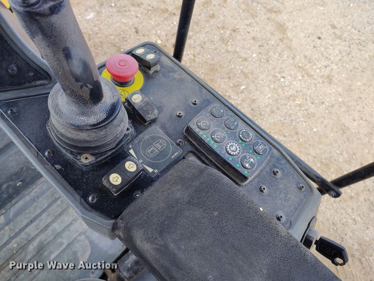 image for item EH0224 2021 Caterpillar CB16 double drum vibratory roller