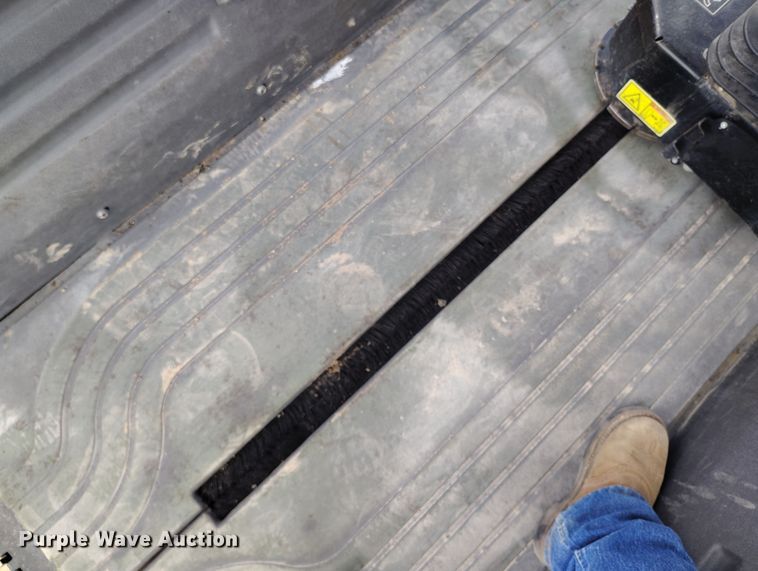 image for item EH0224 2021 Caterpillar CB16 double drum vibratory roller