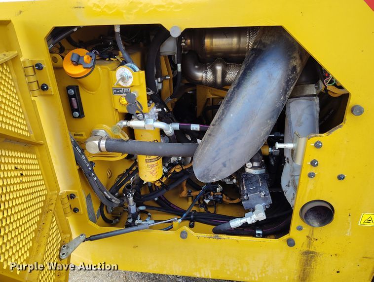 image for item EH0224 2021 Caterpillar CB16 double drum vibratory roller