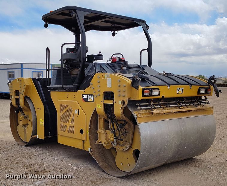 image for item EH0225 2021 Caterpillar CB16 double drum vibratory roller
