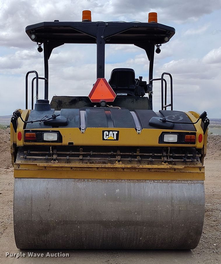 image for item EH0225 2021 Caterpillar CB16 double drum vibratory roller