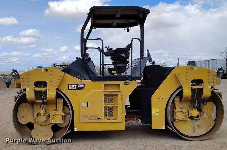 image for item EH0225 2021 Caterpillar CB16 double drum vibratory roller