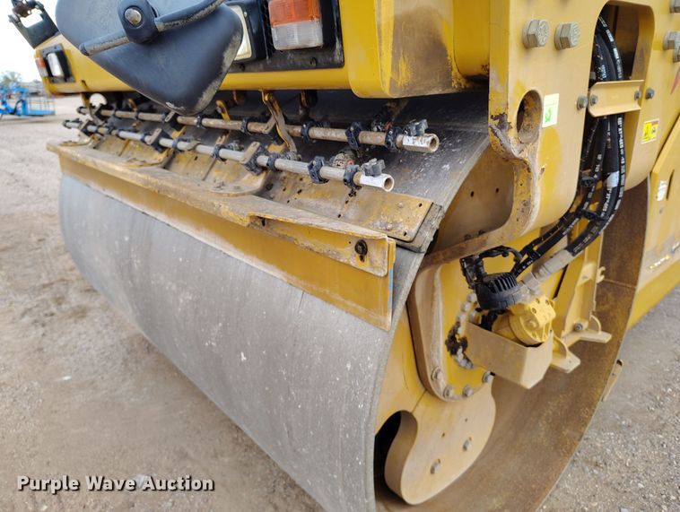image for item EH0225 2021 Caterpillar CB16 double drum vibratory roller