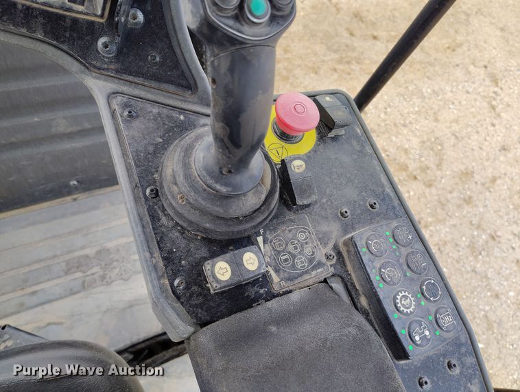 image for item EH0225 2021 Caterpillar CB16 double drum vibratory roller