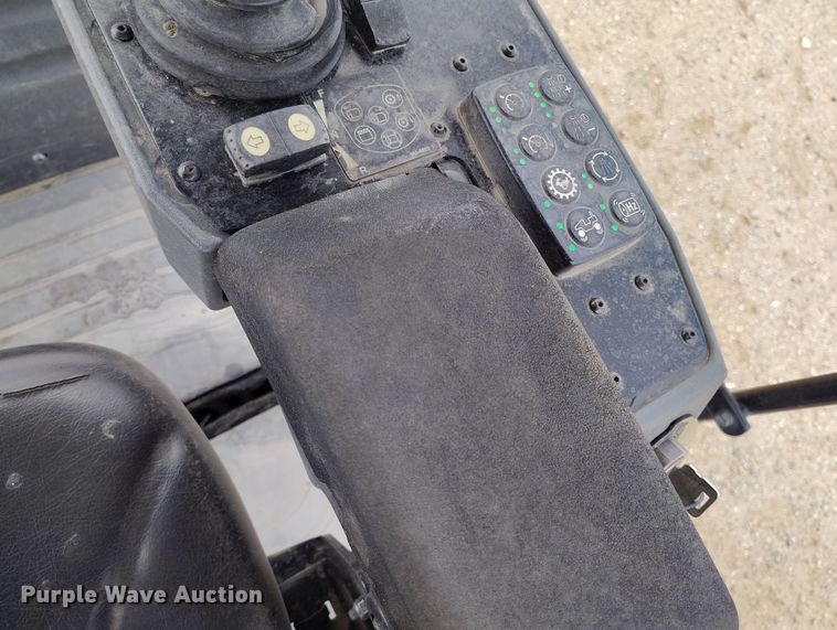 image for item EH0225 2021 Caterpillar CB16 double drum vibratory roller