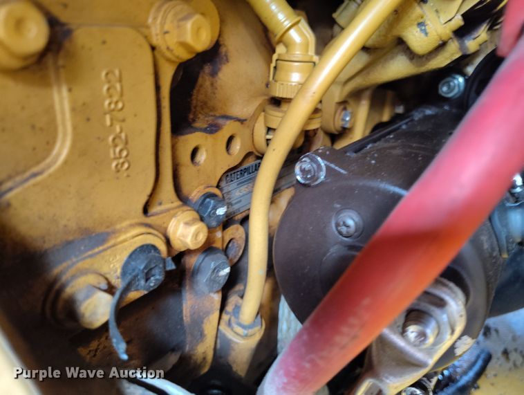 image for item EH0225 2021 Caterpillar CB16 double drum vibratory roller