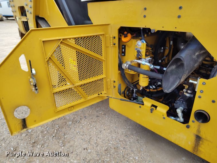 image for item EH0225 2021 Caterpillar CB16 double drum vibratory roller