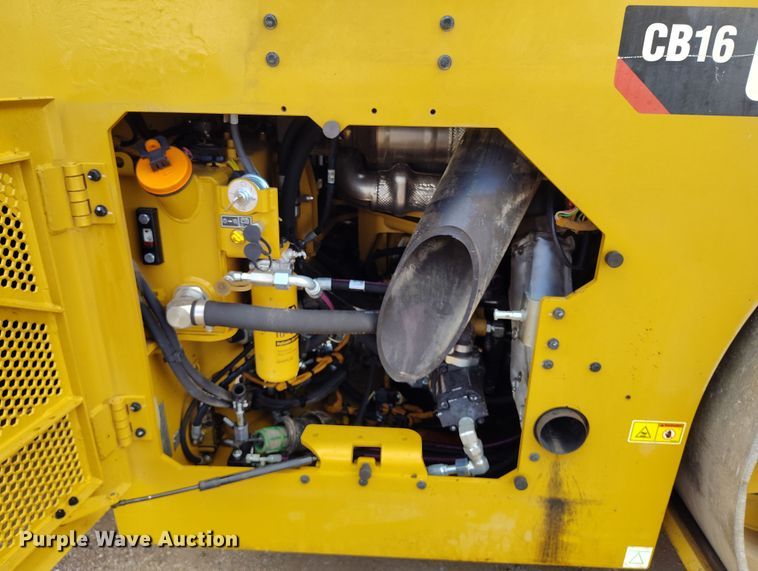 image for item EH0225 2021 Caterpillar CB16 double drum vibratory roller
