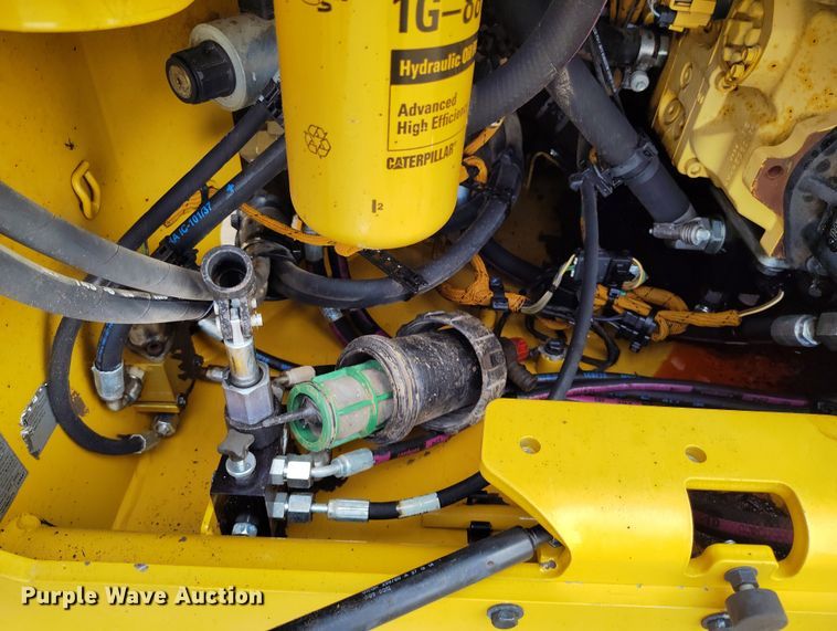 image for item EH0225 2021 Caterpillar CB16 double drum vibratory roller