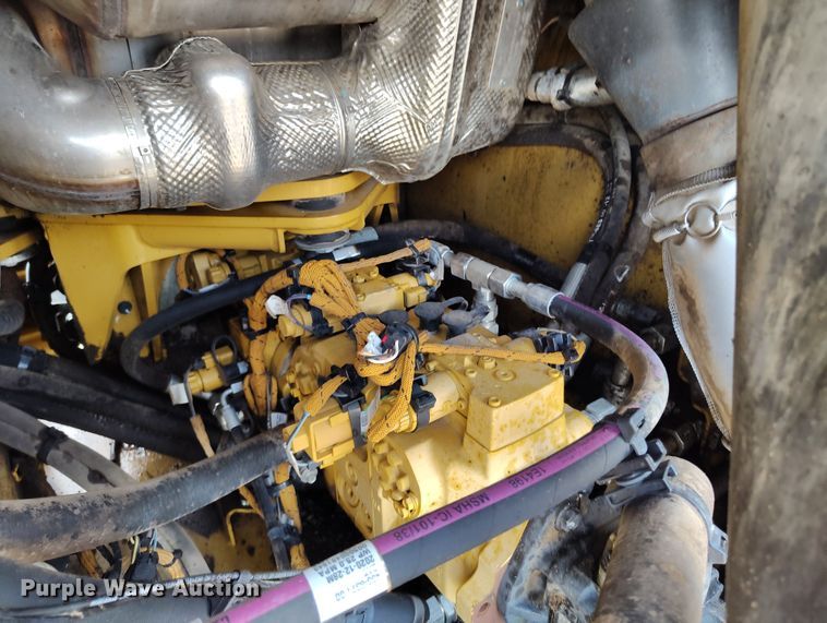 image for item EH0225 2021 Caterpillar CB16 double drum vibratory roller