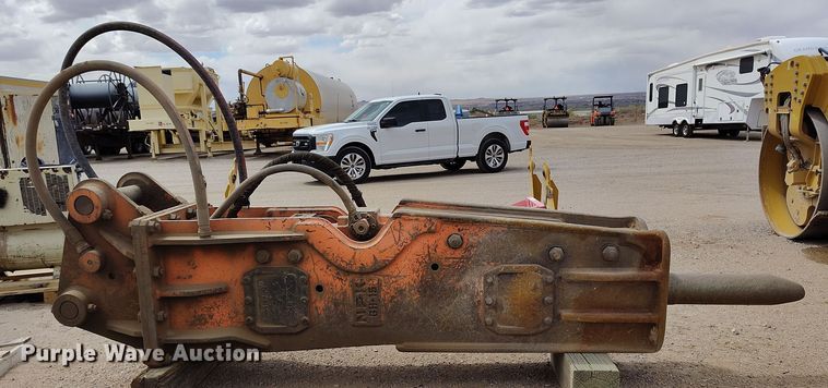 image for item EH0227 NPK GH-15 breaker