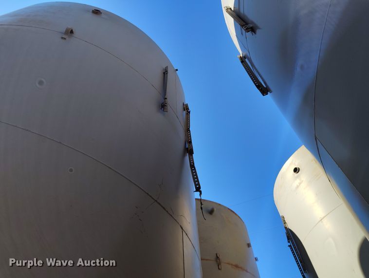 image for item EH0230 2007 DTI tank