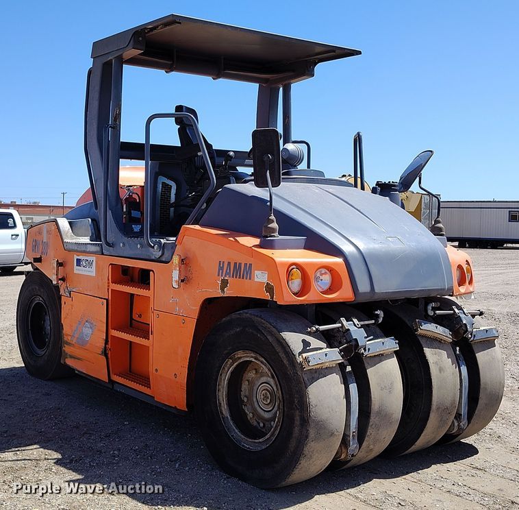 image for item EH0270 2014 Hamm GRW 280i-30 pneumatic roller