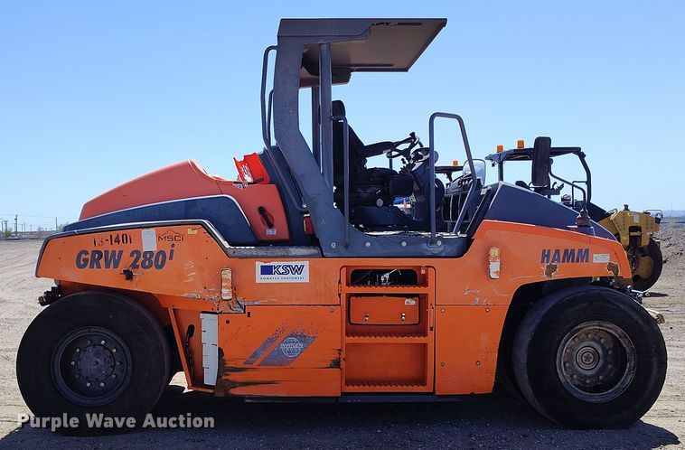 image for item EH0270 2014 Hamm GRW 280i-30 pneumatic roller