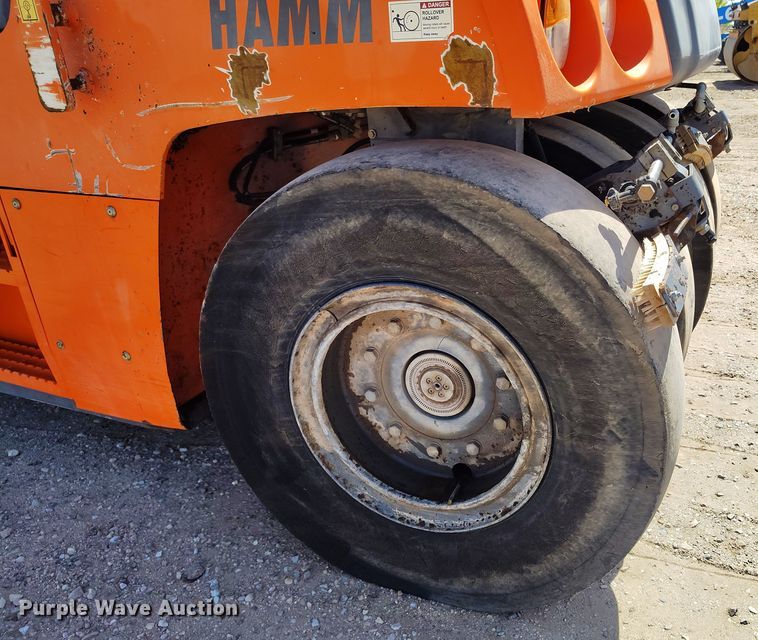image for item EH0270 2014 Hamm GRW 280i-30 pneumatic roller