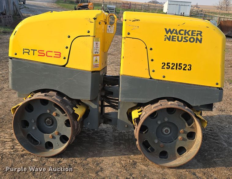 image for item EH8789 2018 Wacker Neuson RTSC3 trench compactor