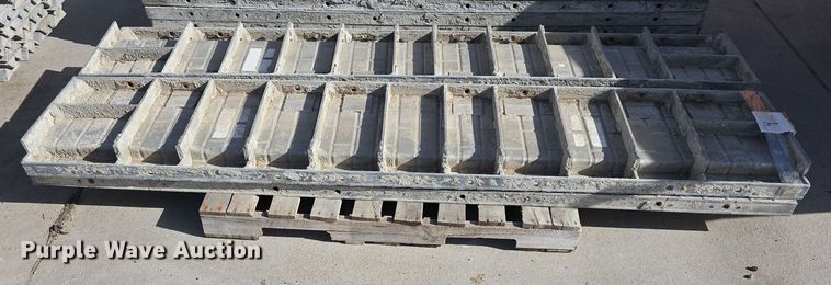 image for item EH8790 Concrete wall forms