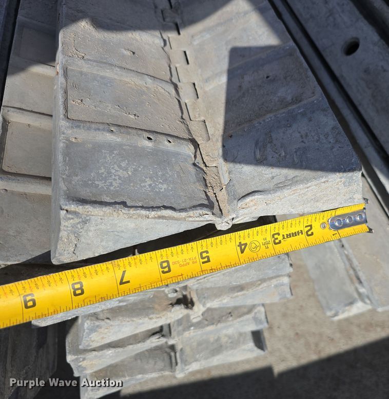 image for item EH8795 (63) concrete corner forms