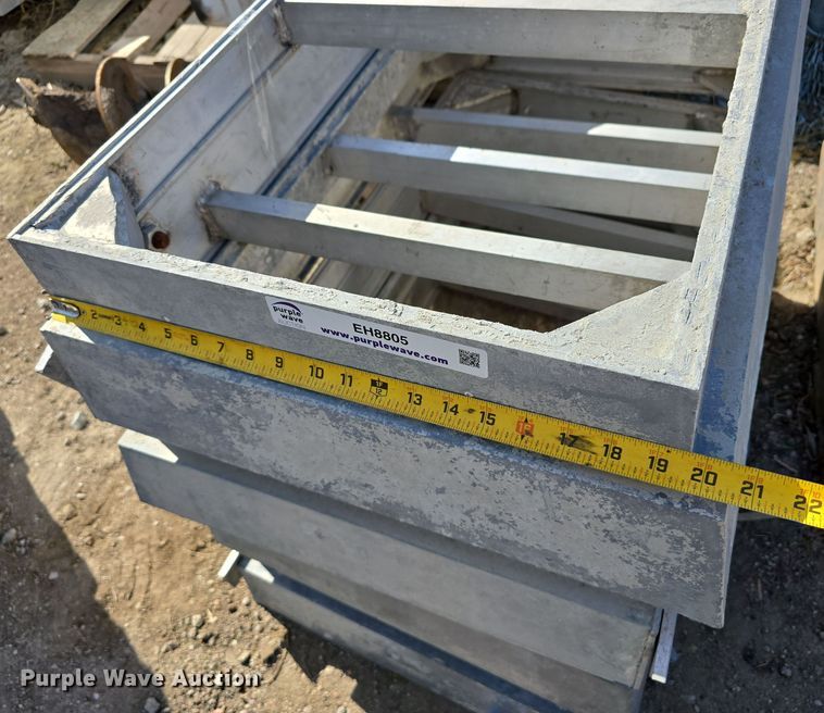 image for item EH8805 (8) concrete window forms