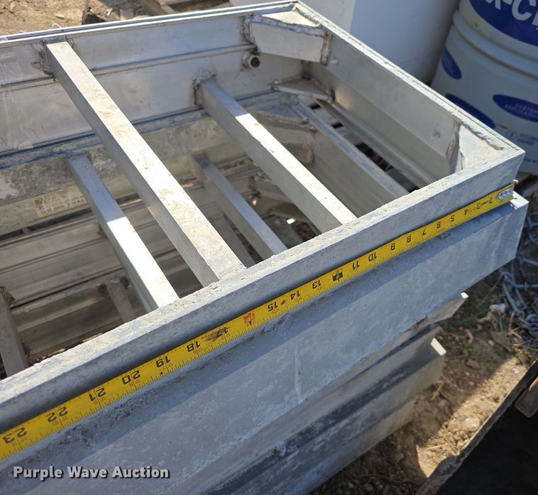 image for item EH8805 (8) concrete window forms